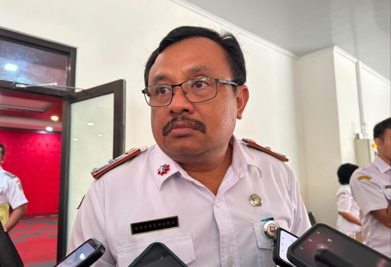 Rencana pengembangan panas bumi Gunung Ungaran untuk PLTP masih dalam tahap kajian dan belum memasuki pelaksanaan, kata Pemkab Semarang, Kamis (20/8/2026). Pemerintah masih menunggu hasil penelitian potensi geothermal, sekaligus memastikan aspek lingkungan, keamanan, aktivitas warga, dan keberadaan Candi Gedongsongo tetap terlindungi.