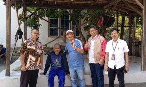 Setelah sekitar 21 tahun terpisah dari keluarga, Nuryanto, warga Bugel, Sidorejo, Salatiga, akhirnya kembali ke rumah setelah ditemukan di Rumah Rehabilitasi Jalma Sehat, Kudus. Informasi tentang asalnya dari Salatiga ditelusuri relawan dan Dinas Sosial hingga identitasnya dipastikan oleh keluarga.