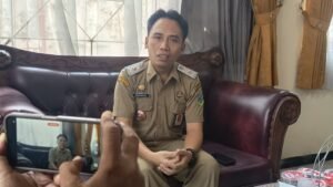 DP3AKB Kabupaten Semarang mendorong sekolah memperkuat pencegahan kekerasan dan perundungan menyusul dugaan kasus yang melibatkan siswa kelas 4 SD Hj Isriati Moenadi, Ungaran Timur. DP3AKB telah berkoordinasi dengan sekolah dan UPTD PPA untuk mengecek kasus tersebut, sementara korban masih menjalani perawatan di rumah sakit. Sekolah juga didorong mengoptimalkan TPPK dan pengawasan interaksi siswa.