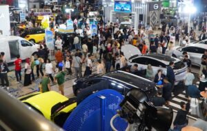 GIIAS Semarang 2026 siap digelar di Muladi Dome UNDIP, Semarang, 30 September–4 Oktober 2026, dengan menghadirkan 19 merek kendaraan global dari Jepang, Eropa, Vietnam, Korea, dan China. Pameran juga menampilkan 22 merek komponen dan aksesori, serta tujuh merek kendaraan yang baru pertama kali tampil atau kembali berpartisipasi tahun ini.