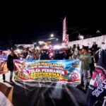 Jateng Guyub menggelar aksi penolakan rencana pembangunan geothermal di kawasan Gunung Ungaran dan Gunung Lawu sejak Selasa (22/9/2026). Gerakan yang disebut menghimpun elemen masyarakat dari 28 kabupaten/kota di Jawa Tengah itu dilakukan dengan berjalan kaki menuju Kantor Gubernur Jawa Tengah karena kekhawatiran terhadap dampak lingkungan dan kehidupan generasi mendatang.