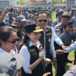 Gubernur Jawa Barat Dedi Mulyadi mendorong peningkatan kesejahteraan anggota Linmas melalui perluasan kesempatan kerja sebagai tenaga keamanan dan kebersihan. Hal itu disampaikan saat Apel Besar Aslinmas dan Abpedmas se-Jawa Tengah di Stadion Pandanaran Wujil, Kabupaten Semarang, Rabu (30/9/2026), yang diikuti lebih dari 7.000 anggota Linmas.