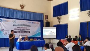 TBM Gemilang Salatiga menggelar pelatihan pembuatan animasi di Gedung Pertemuan Kantor Kecamatan Argomulyo, Minggu (13/9/2026), bagi pegiat literasi, remaja, relawan, dan masyarakat. Kegiatan ini bertujuan meningkatkan keterampilan membuat konten edukatif agar literasi berkembang mengikuti teknologi, melalui pembelajaran visual, audio, narasi, serta tahapan produksi animasi.