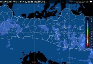 BMKG memprakirakan cuaca Semarang dan Jawa Tengah pada Senin, 5 Oktober 2026, didominasi cerah hingga berawan. Hasil observasi di Semarang pukul 05.30 WIB mencatat suhu 26,5°C dan kelembapan 75%, dengan angin tenggara 5 km/jam. Hujan ringan hingga sedang berpotensi terjadi di pegunungan bagian barat dan tengah.