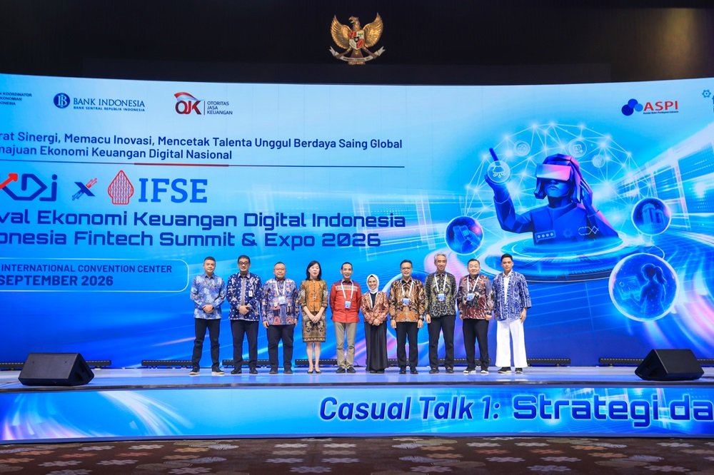 Digitalisasi ekonomi dan keuangan di Jawa Tengah terus berkembang hingga Juli 2026, ditandai transaksi QRIS yang mencapai 870,01 juta senilai Rp73,45 triliun. Bank Indonesia Jawa Tengah mencatat penggunaan pembayaran digital juga merambah UMKM, pariwisata, perdagangan, ekonomi kreatif, transaksi pemerintah daerah, hingga pembayaran lintas negara.