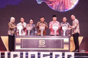 Investasi Jawa Tengah mencapai Rp72,54 triliun hingga triwulan III 2026 dan menyerap 340.334 tenaga kerja melalui 82.420 proyek. Gubernur Ahmad Luthfi menyampaikan capaian tersebut saat membuka Semarang Business Forum (Sembiz) ke-19 di Semarang, Rabu (21/10/2026). Pemerintah Provinsi Jawa Tengah mendorong kolaborasi dengan investor dan kerja sama antardaerah untuk memperluas lapangan kerja serta mengembangkan pusat pertumbuhan ekonomi baru.
