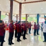 Pengurus Persatuan Wartawan Indonesia (PWI) Kabupaten Semarang masa bakti 2026–2029 resmi dilantik di Pendopo Bupati Semarang, Ungaran, Rabu (14/10/2026). Ketua PWI Jawa Tengah Setiawan Hendra Kelana dan Ketua PWI Kabupaten Semarang Rony Yuwono menekankan pentingnya profesionalisme, integritas, independensi, serta solidaritas wartawan di tengah transformasi digital. Kepengurusan baru juga diharapkan membangun kemitraan konstruktif untuk mendukung pembangunan daerah tanpa mengabaikan prinsip jurnalistik.