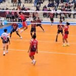 Kontingen Kabupaten Semarang mengakhiri Porprov XVII Jawa Tengah 2026 di peringkat ke-10 dengan raihan 25 medali emas, 30 perak, dan 32 perunggu. Meski belum mencapai target 30 emas, hasil tersebut meningkat dibandingkan Porprov 2023. Cabang olahraga karate menjadi penyumbang terbanyak dengan tujuh medali emas.