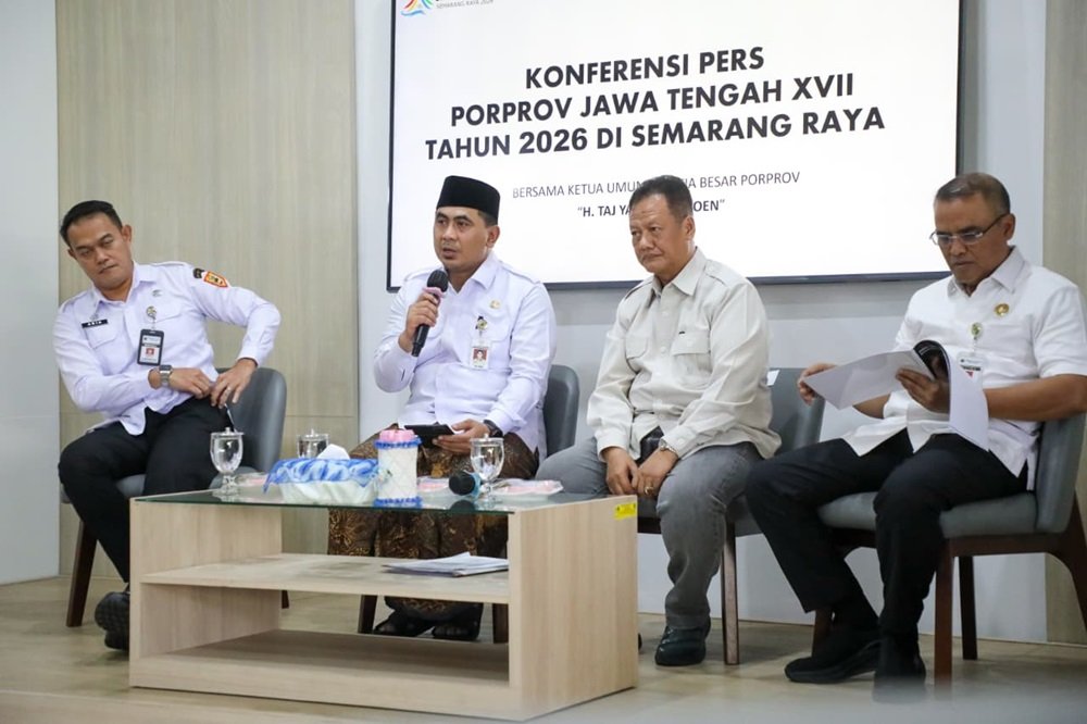 Pekan Olahraga Provinsi (Porprov) Jawa Tengah XVII 2026 berlangsung pada 20–30 Oktober di lima kabupaten/kota dengan melibatkan 7.993 atlet, 1.910 ofisial, dan 3.571 perangkat pertandingan. Wakil Gubernur Jawa Tengah Taj Yasin Maimoen berharap ajang ini menggerakkan ekonomi daerah melalui sektor perhotelan, kuliner, transportasi, dan UMKM, sekaligus menjaring atlet potensial untuk menghadapi PON 2028.