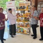 Alfamart membuka peluang bagi produk UMKM Kabupaten Semarang untuk dipasarkan melalui jaringan toko modern dengan memenuhi standar kurasi, kualitas produk, dan kontinuitas pasokan. Pemerintah Kabupaten Semarang melalui Diskumperindag akan memfasilitasi komunikasi dan pembahasan persyaratan kemitraan agar produk lokal dapat menjangkau konsumen lebih luas.