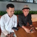 Pupung Kurniawan maju sebagai calon kepala desa (cakades) Barukan, Kecamatan Tengaran, Kabupaten Semarang, dengan harapan dapat mengabdi kepada masyarakat dan mendorong pengembangan potensi desa. Praktisi hukum Muhamad Sofian menilai Pupung memiliki potensi kepemimpinan, sementara warga menyoroti kedekatannya dengan lingkungan serta peluang pengembangan UMKM, khususnya usaha makanan ringan, untuk memperkuat ekonomi lokal.